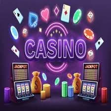 Domino QQ table on akg with hand rankings and player positions visible
